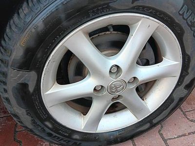 Gebraucht Toyota Corolla 97 PS (71 kW) 2005 Silber Kleinwagen