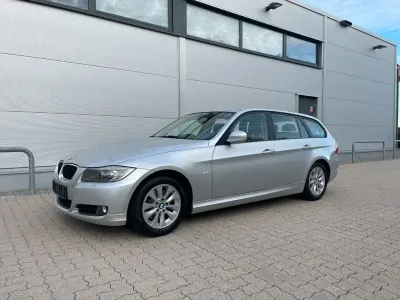 Gebraucht BMW 318 143 PS (105 kW) 2010 Silber Kombi
