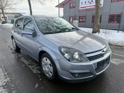 Gebraucht Opel Astra 105 PS (77 kW) 2004 Silber Limousine