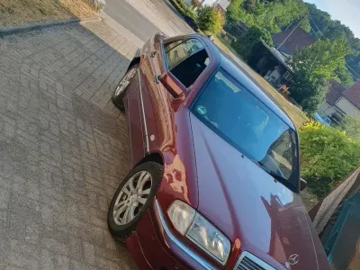 Gebraucht Mercedes C240 170 PS (125 kW) 1999 Limousine