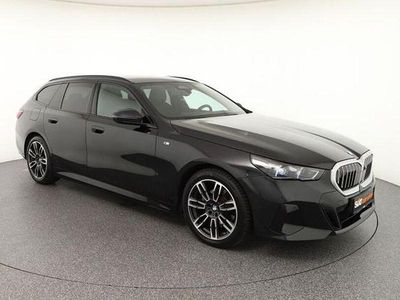 Gebraucht BMW 520 M Sport 197 PS (144 kW) 2025 Schwarz Limousine