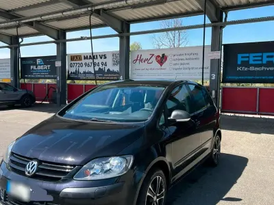 Gebraucht VW Golf Plus Cross 80 PS (58 kW) 2008 Schwarz Van / Kleinbus