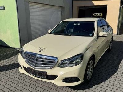 Mercedes E200