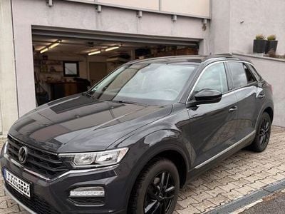 Gebraucht VW T-Roc United 150 PS (110 kW) 2021 Grau SUV