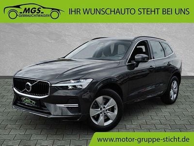 Pine grey metallic Gebraucht 2022 Volvo XC60 Momentum SUV | 32.450 € (Superpreis)