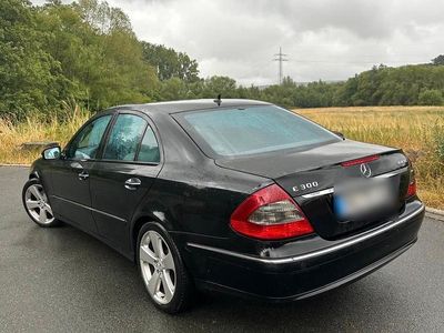 Usata Mercedes E300 211 CV (155 kW) 2009 Nero Berlina