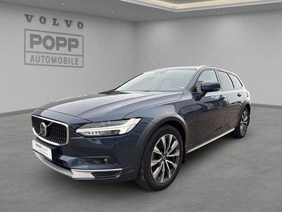 Gebraucht Volvo V90 CC Ultimate 235 PS (172 kW) 2022 Denim blue / metallic Kombi