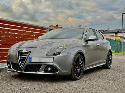 Gebraucht Alfa Romeo Giulietta Quadrifoglio Verde 235 PS (172 kW) 2012 Grau Kleinwagen