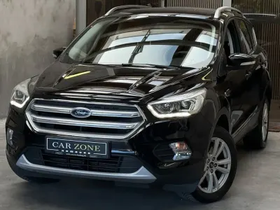 Gebraucht Ford Kuga Cool & Connect 150 PS (110 kW) 2018 Schwarz SUV