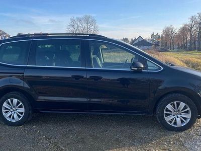 Schwarz Gebraucht 2010 VW Sharan Comfortline Van / Kleinbus | 9.200 € (Fairer Preis)