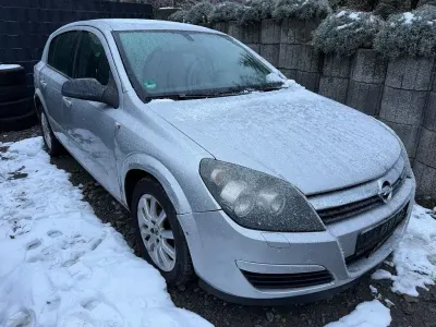 Gebraucht Opel Astra 2004 Silber Limousine