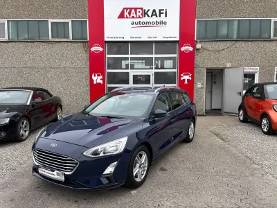 Gebraucht Ford Focus Cool & Connect 120 PS (88 kW) 2019 Blau Limousine