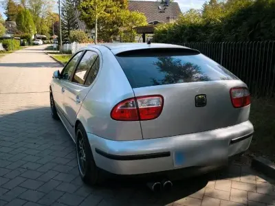 Używany Seat Leon 180 KM (132 kW) 2000 Srebrny Hatchback