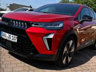 Neu Mitsubishi Grandis Edition 141 PS (103 kW) 2026 Aurorarot SUV