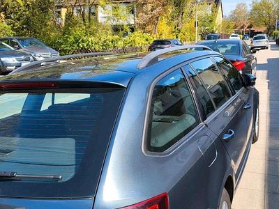 Usata Skoda Octavia 150 CV (110 kW) 2017 Grigio Station wagon
