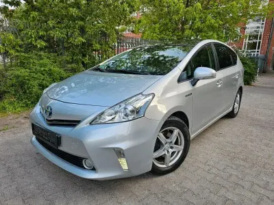 Gebraucht Toyota Prius+ Life 99 PS (72 kW) 2012 Ultra silver Van / Kleinbus