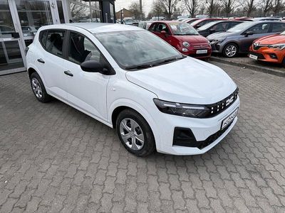 Neu Dacia Sandero Essentiel 67 PS (49 kW) 2026 Weiß Limousine