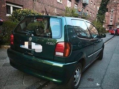 Gebraucht VW Polo 60 PS (44 kW) 1999 Grün Kleinwagen