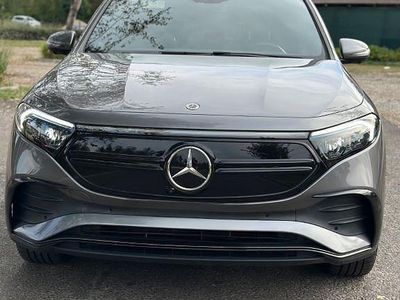 Mercedes EQA250