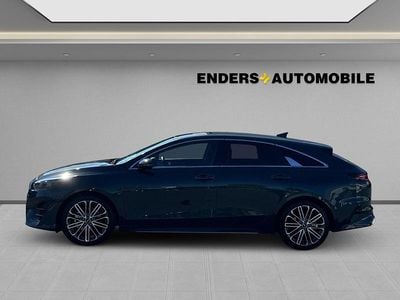 Neu Kia ProCeed GT-Line 140 PS (102 kW) 2025 (h8g) dark penta metal m (schwarz) Kleinwagen