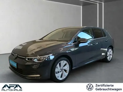Gebraucht VW Golf VIII Style 131 PS (96 kW) 2024 Grau Limousine