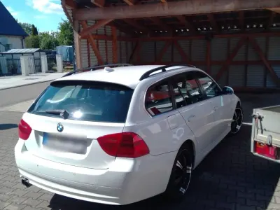 Gebraucht BMW 325 197 PS (144 kW) 2008 Weiß Kombi
