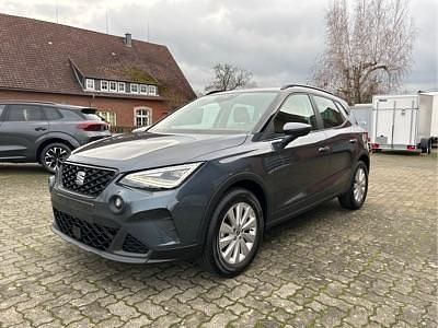 Magnetic grau Gebraucht 2025 Seat Arona Style SUV | 21.675 € (Fairer Preis)