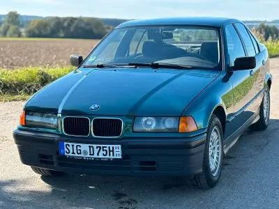 Gebraucht BMW 316 102 PS (75 kW) 1992 Grün Limousine