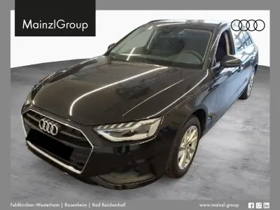 Gebraucht Audi A4 Sport 163 PS (119 kW) 2023 Mythosschwarz metallic (metallic) Kombi