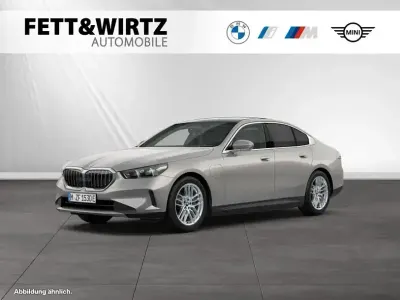 Second-hand BMW 550e Comfort Edition 489 CP (359 kW) 2024 Gri Berlinǎ
