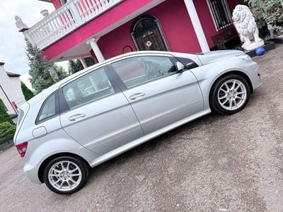 Mercedes B170