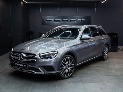 Grau Gebraucht 2023 Mercedes E220 Limousine | 44.900 €