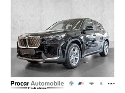 gebraucht BMW iX1 xDrive30 PANO AHK DA+ Klima RFK DAB