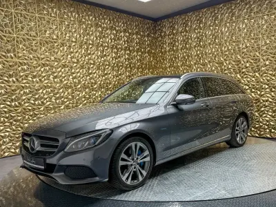 Gebraucht Mercedes C350e 279 PS (205 kW) 2016 Grau Limousine
