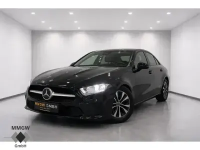 Gebraucht Mercedes A200 Business 163 PS (119 kW) 2019 Schwarz Limousine