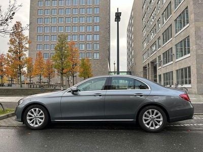 Mercedes E200
