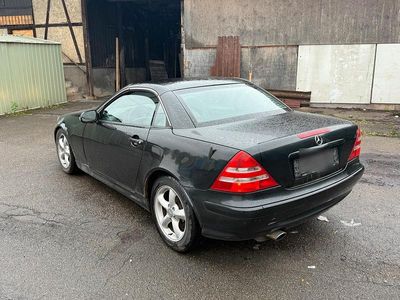 Mercedes SLK230
