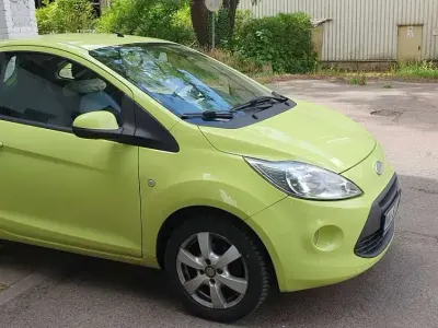 Gebraucht Ford Ka Titanium 69 PS (50 kW) 2009 Kleinwagen