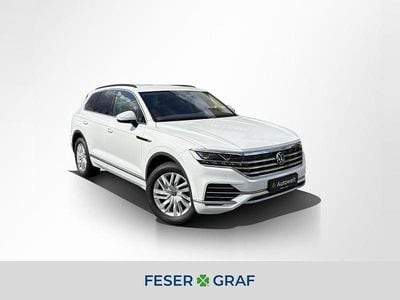 Gebraucht VW Touareg 231 PS (169 kW) 2022 Pure white SUV