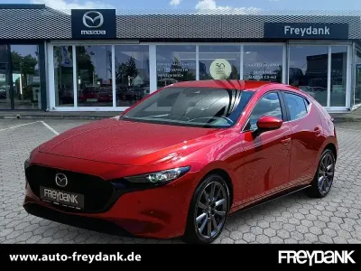 Gebraucht Mazda 3 Selection 122 PS (89 kW) 2020 Soul red crystal Limousine