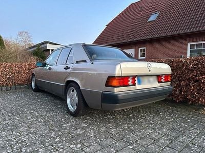 Usata Mercedes 190 126 CV (92 kW) 1991 Berlina
