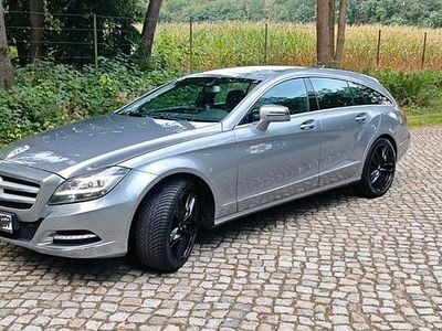 Mercedes CLS350 Shooting Brake