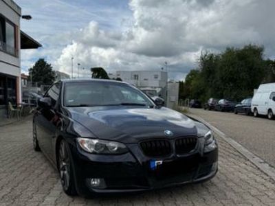 BMW 325