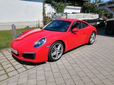 Porsche 911 Carrera