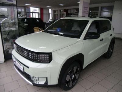 Neu Fiat Grande Panda La Prima 101 PS (74 kW) 2025 Grün Kleinwagen