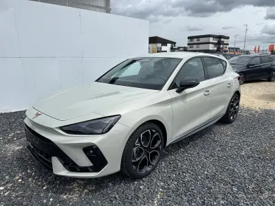 Neu Cupra Leon 150 PS (110 kW) 2026 Taiga grau Limousine