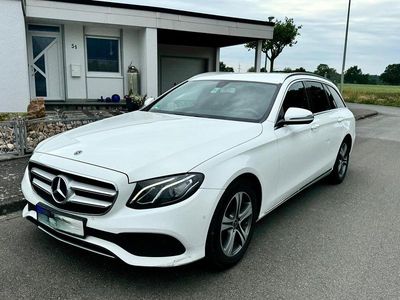 Mercedes E200