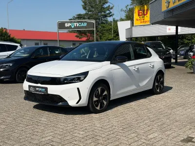 Gebraucht Opel Corsa-e 114 kW (156 PS) 2024 Arktis weiß Kleinwagen