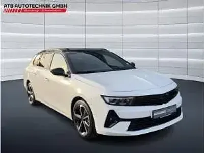 Neu Opel Astra 131 PS (96 kW) 2025 Weiß (lack weiss banquise/typ aussenverkleidung spi) Kombi