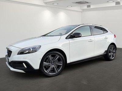 Second-hand Volvo V40 CC Summum 190 CP (139 kW) 2014 Alb Break